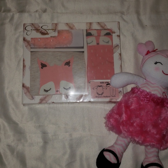 Jessica Simpson Other - Jessica Simpson BabyGirl Giftset